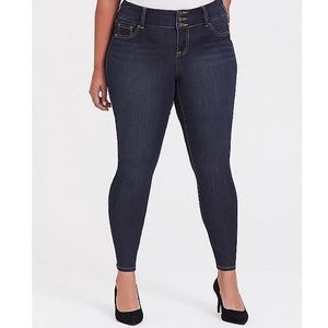 {torrid} Jegging Super Stretch-Dark Wash